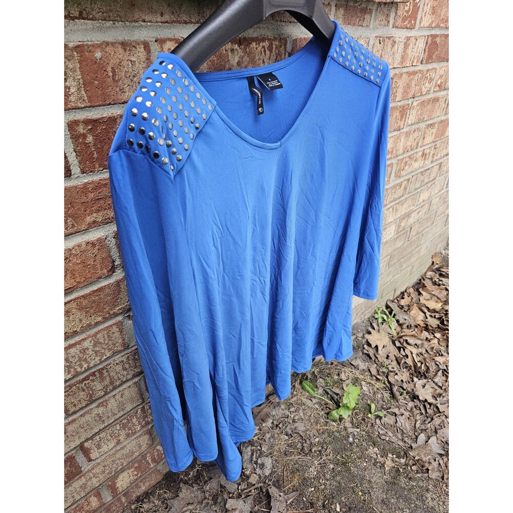 Liquid Knit Top Size L Studded Shoulder Embellished V-Neck Blouse Office Career